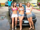 Hooters2009086.jpg